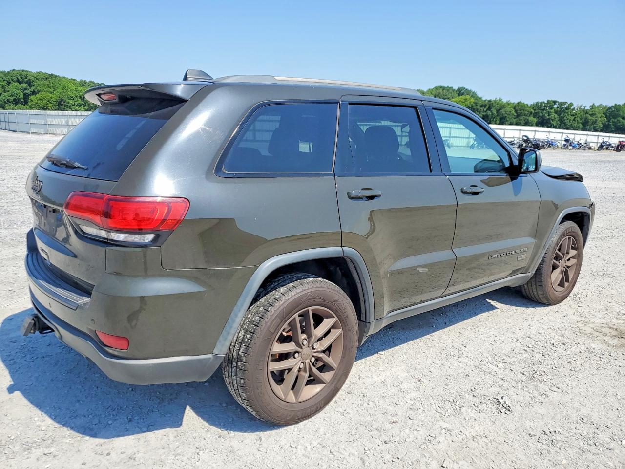 2016 JEEP GRAND CHEROKEE LAREDO — снимка 3