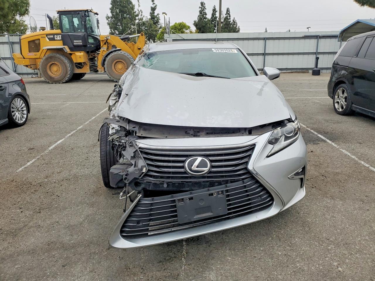 2016 LEXUS ES 350 — снимка 5