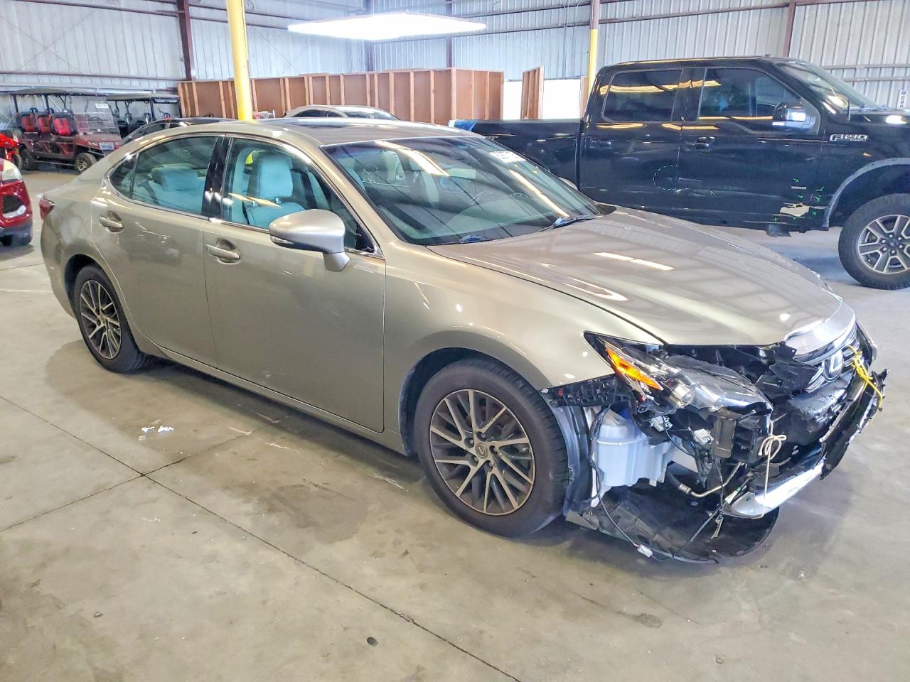 2017 LEXUS ES 350 — снимка 4