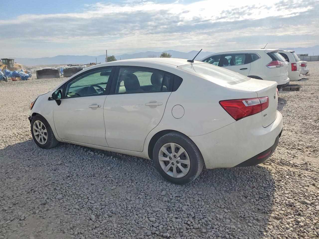 2015 KIA RIO LX — снимка 2