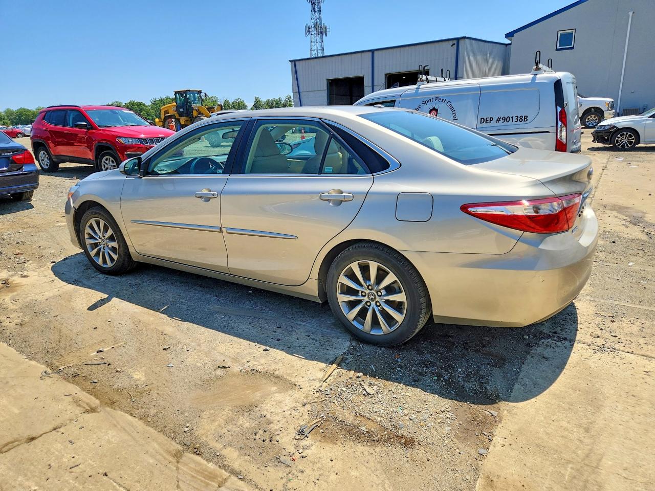 2017 TOYOTA CAMRY XLE — снимка 2