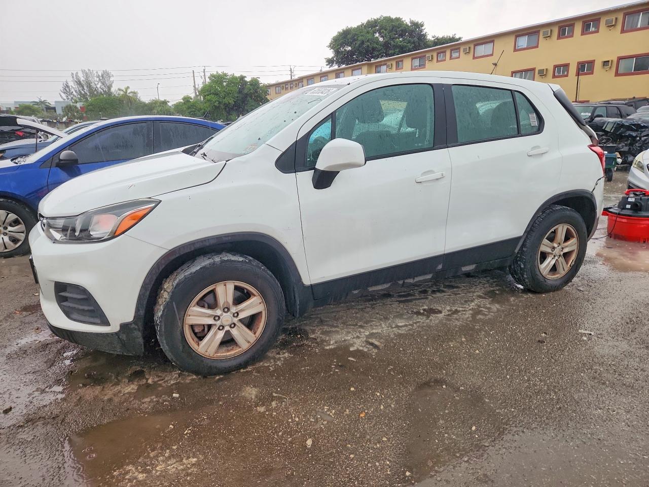 2017 CHEVROLET TRAX LS