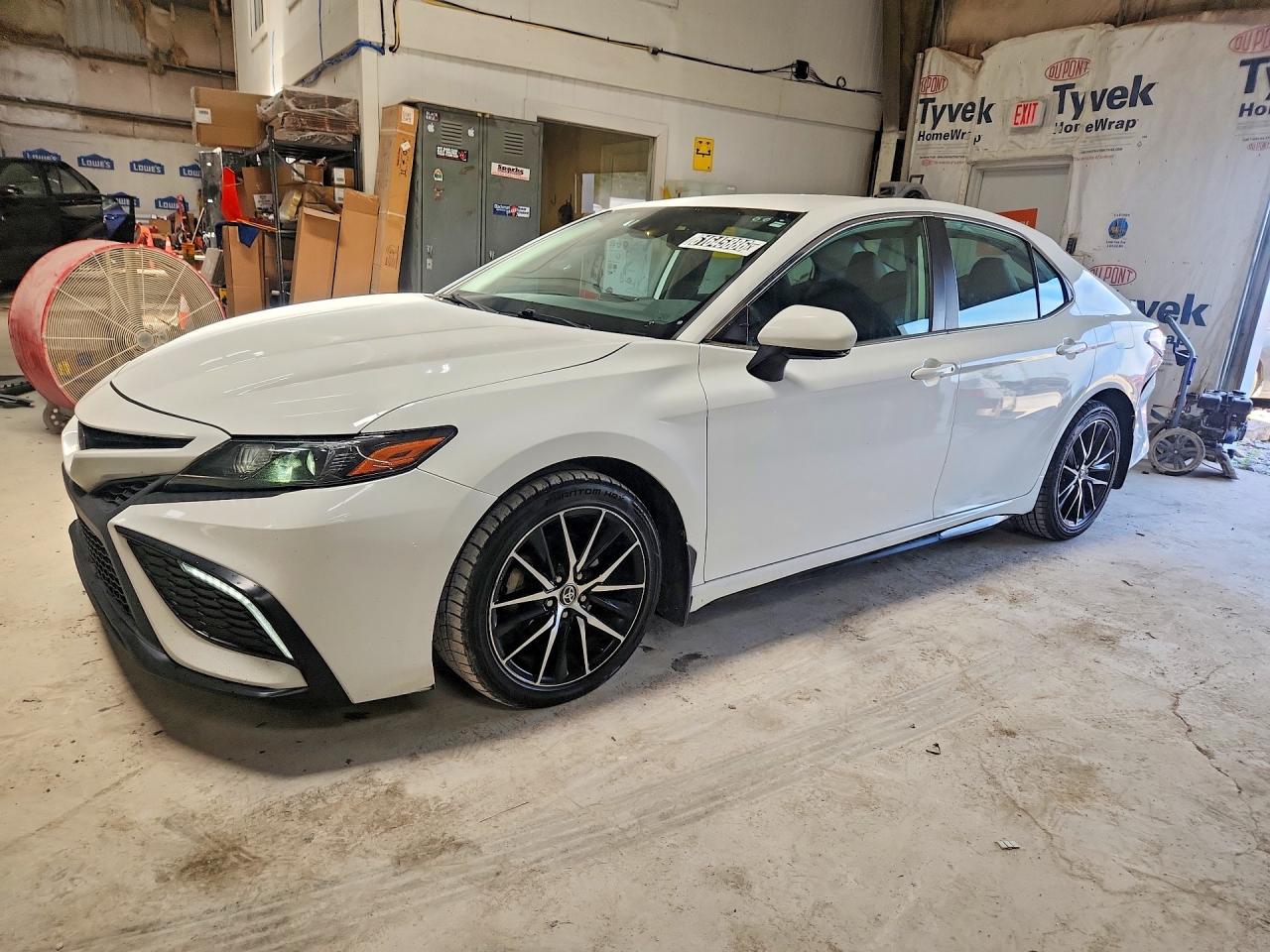 2022 TOYOTA CAMRY SE
