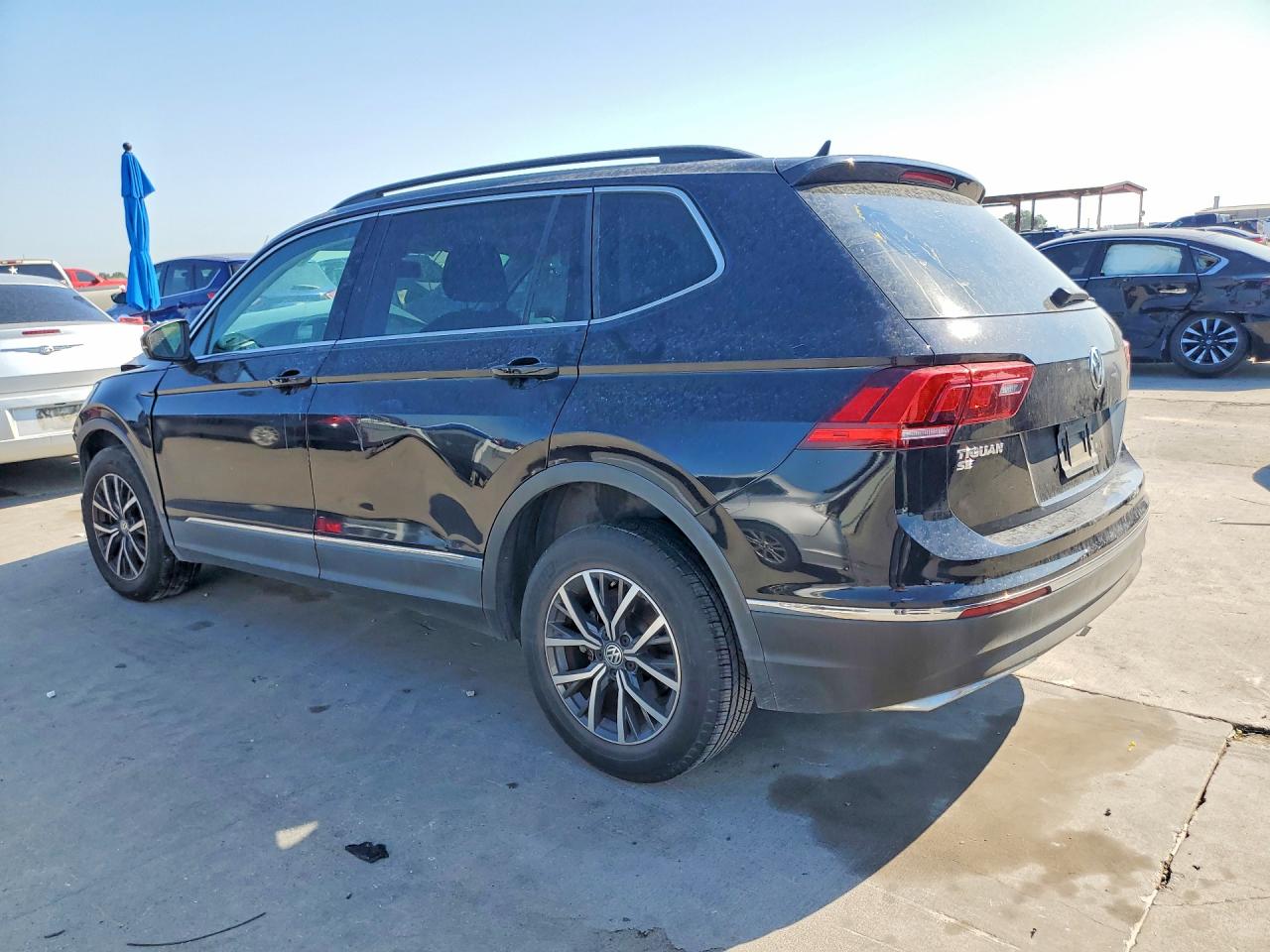 2020 VOLKSWAGEN TIGUAN SE/SEL — снимка 2