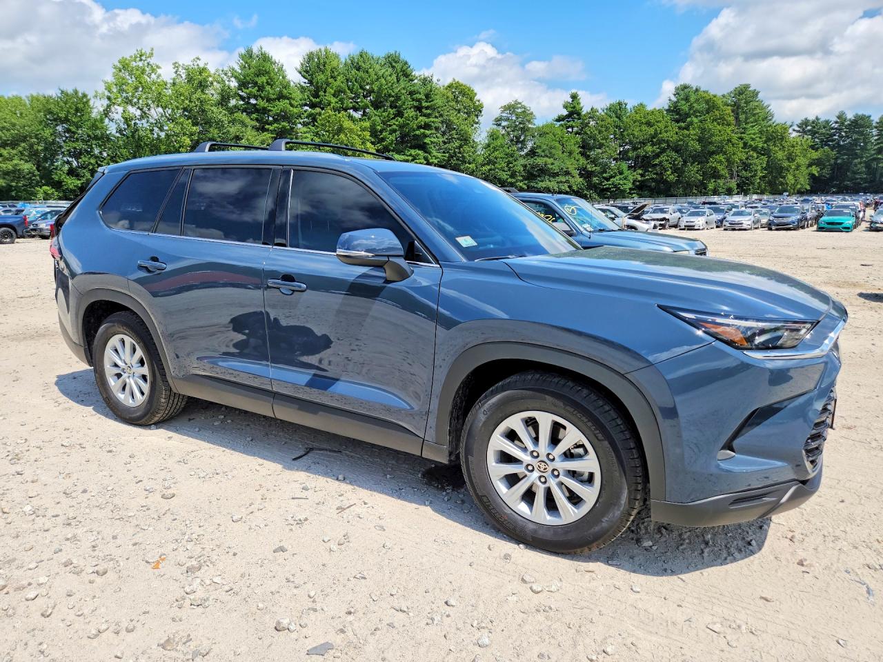 2026 TOYOTA GRAND HIGHLANDER XLE — снимка 4
