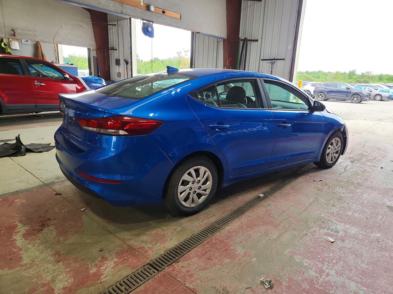 2017 HYUNDAI ELANTRA SE — снимка 3