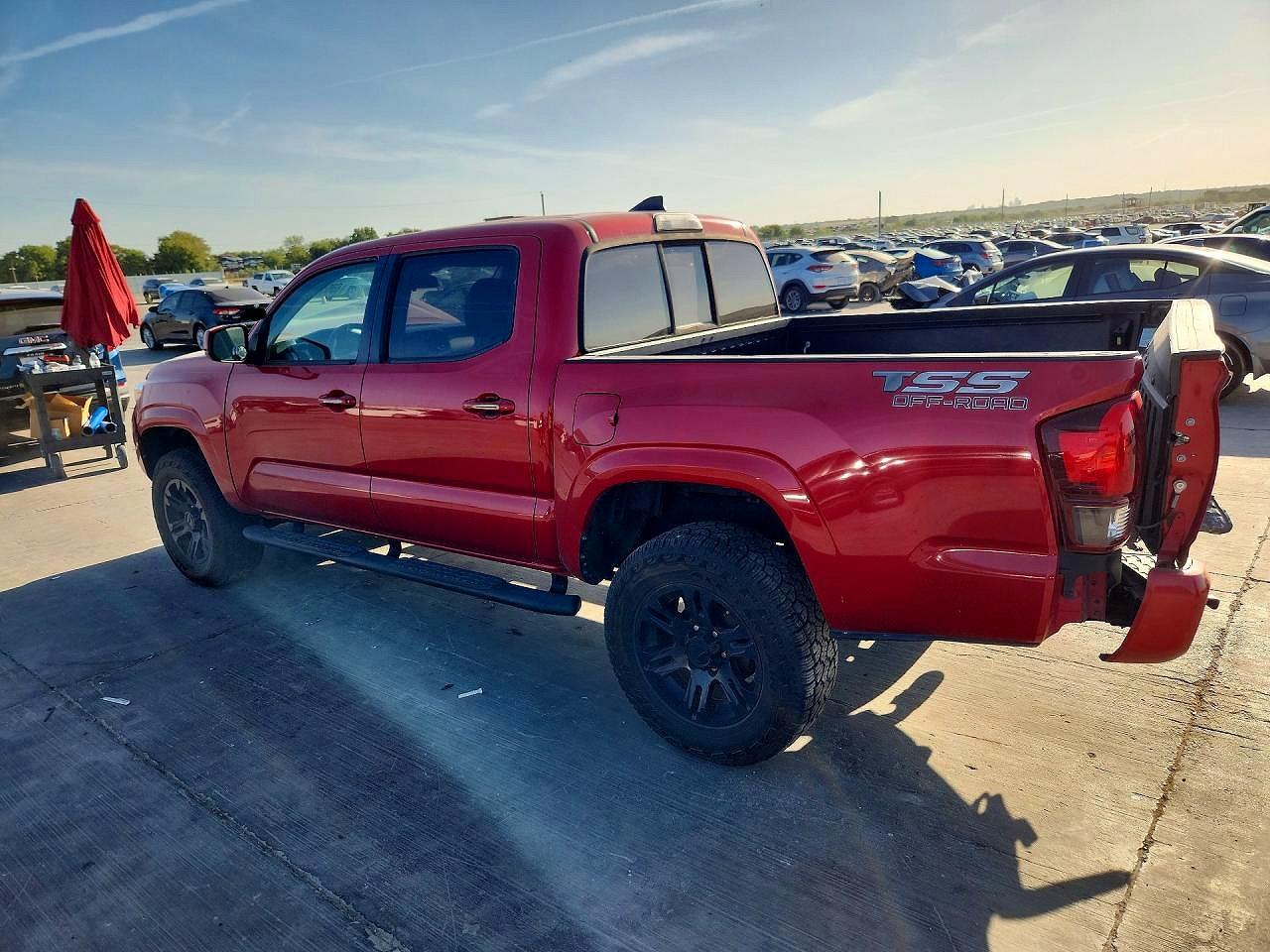 2019 TOYOTA TACOMA SR — снимка 2