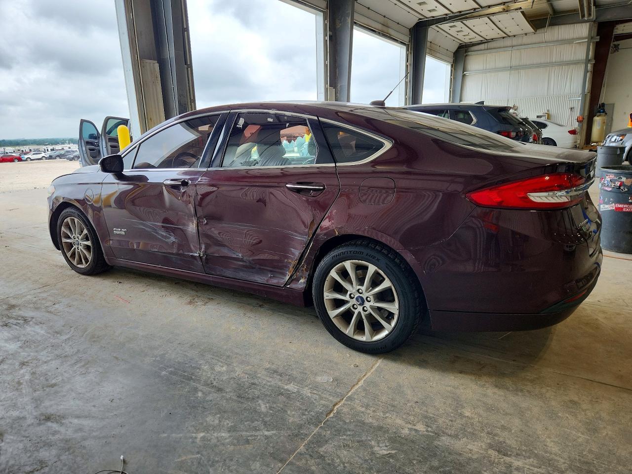2017 FORD FUSION SE PHEV — снимка 2