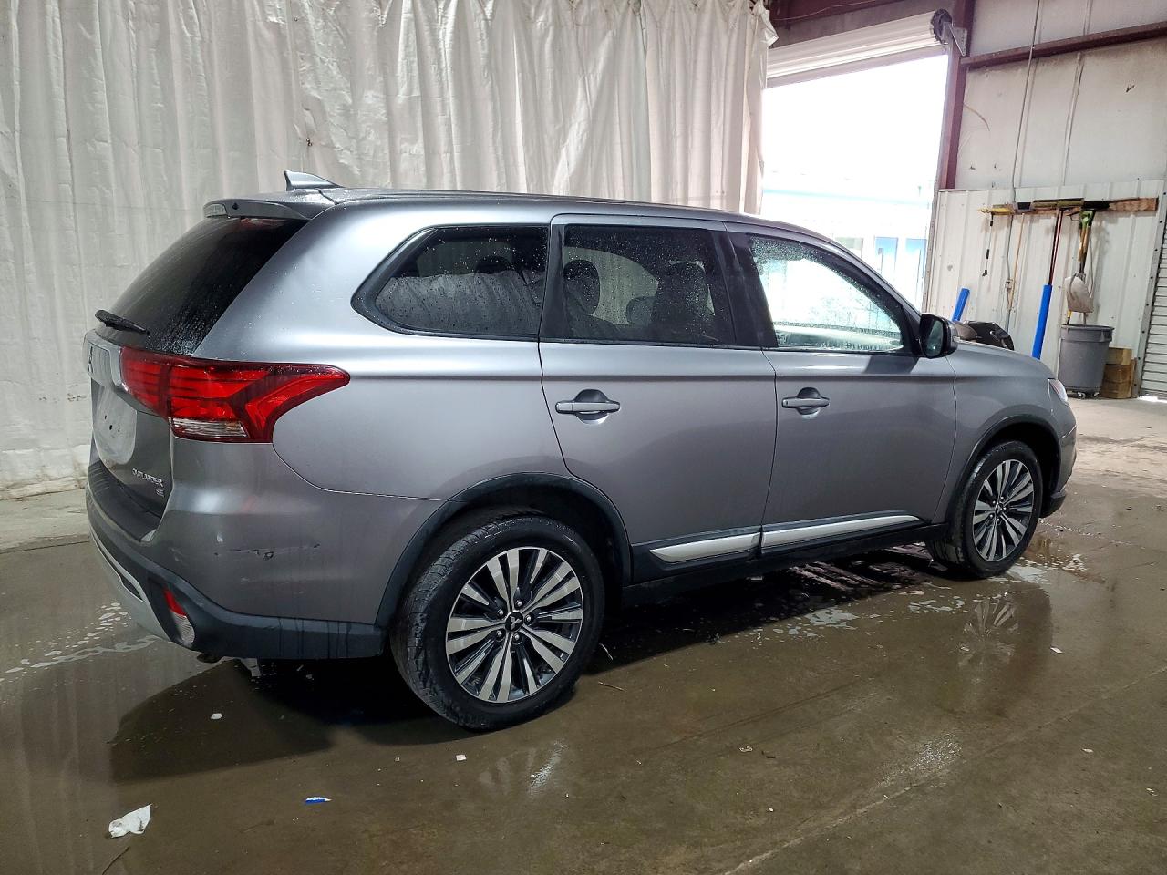2019 MITSUBISHI OUTLANDER SE/SEL/LE — снимка 3