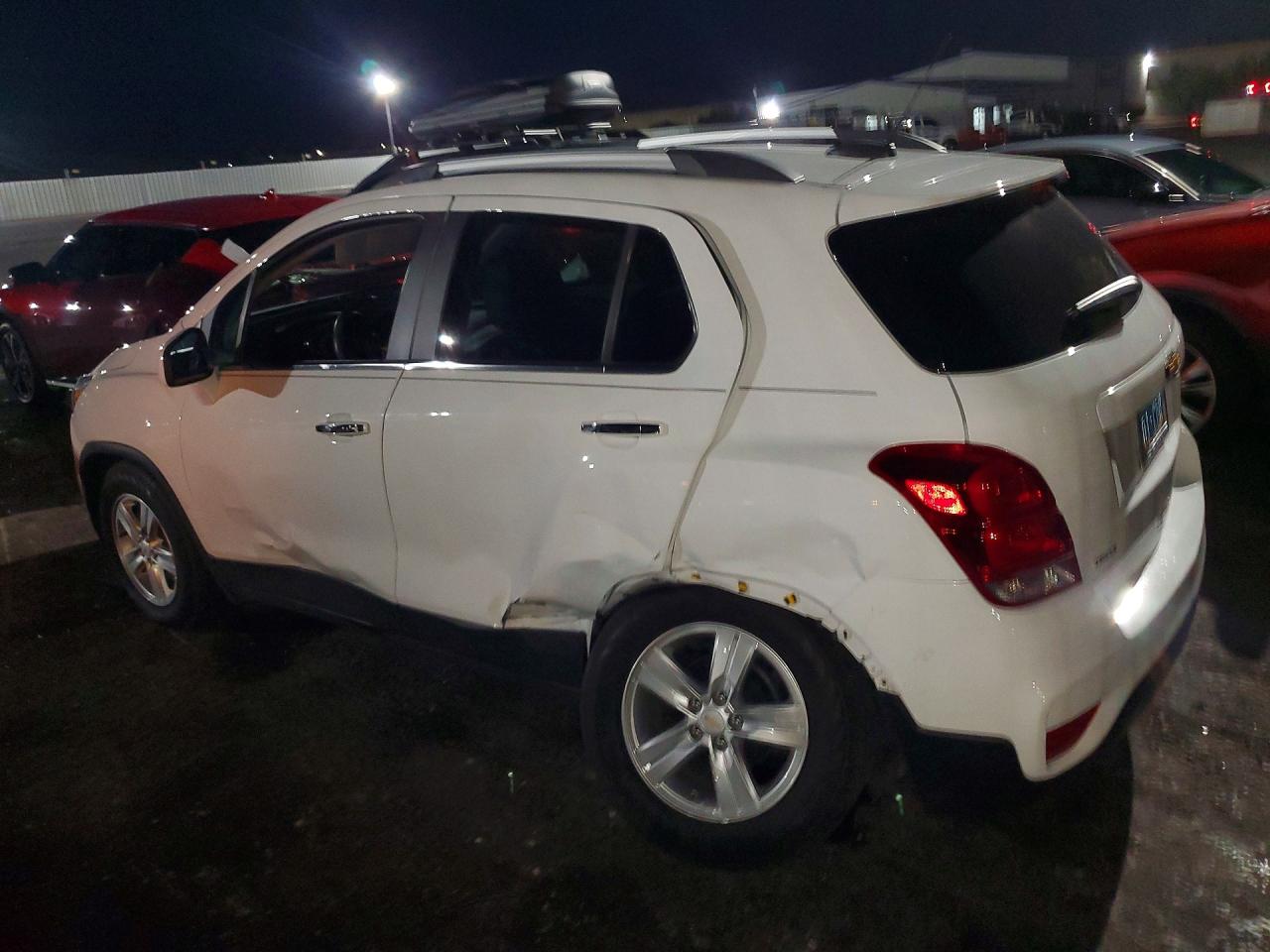 2019 CHEVROLET TRAX 1LT — снимка 2