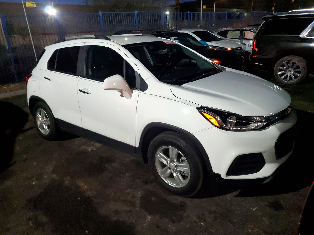 2019 CHEVROLET TRAX 1LT — снимка 4