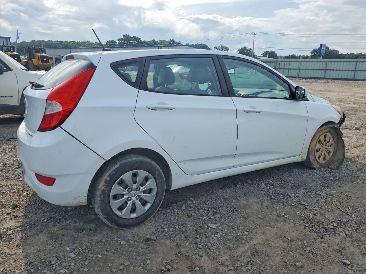 2017 HYUNDAI ACCENT SE — снимка 3