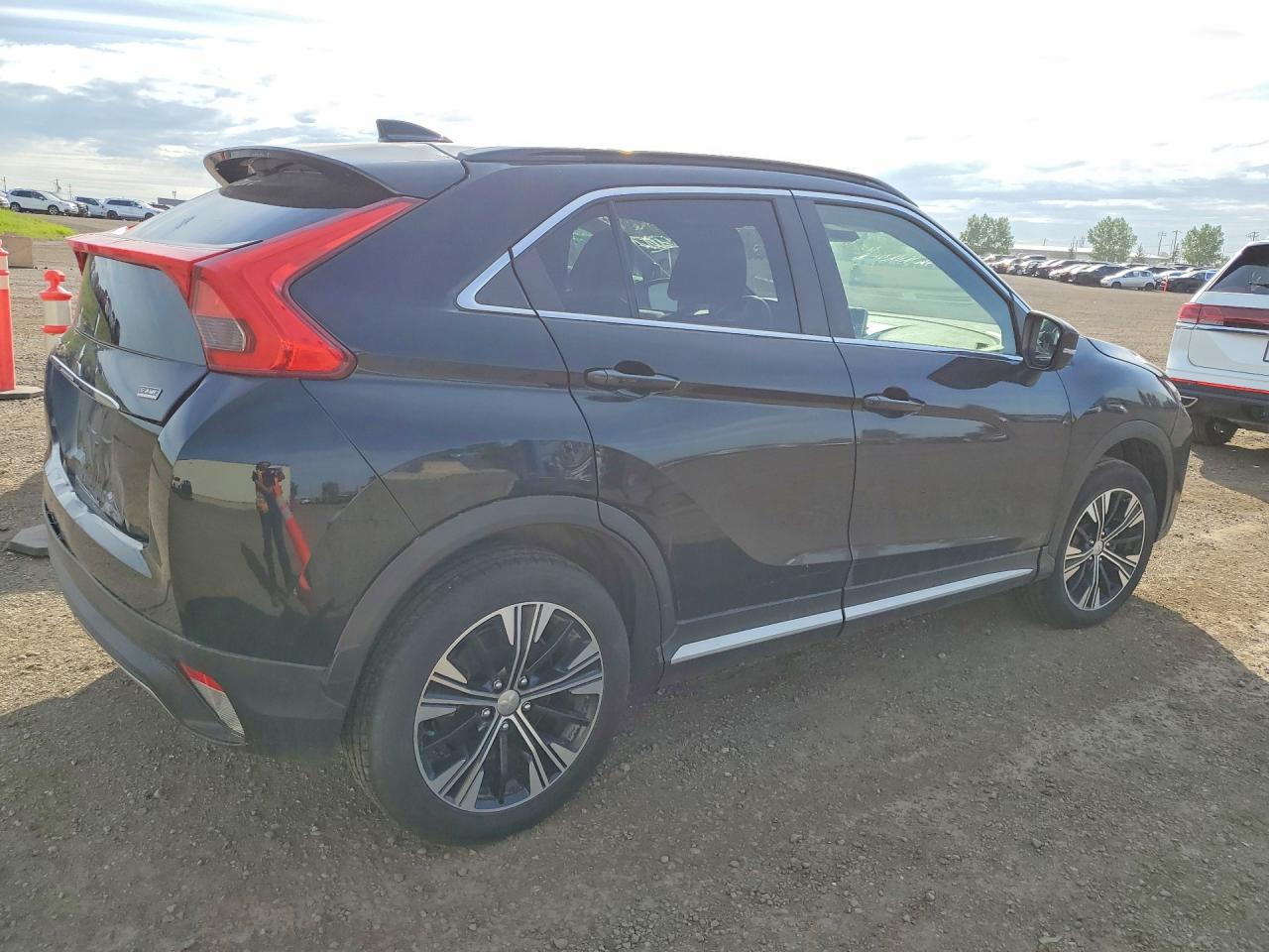 2020 MITSUBISHI ECLIPSE CROSS LE — снимка 3