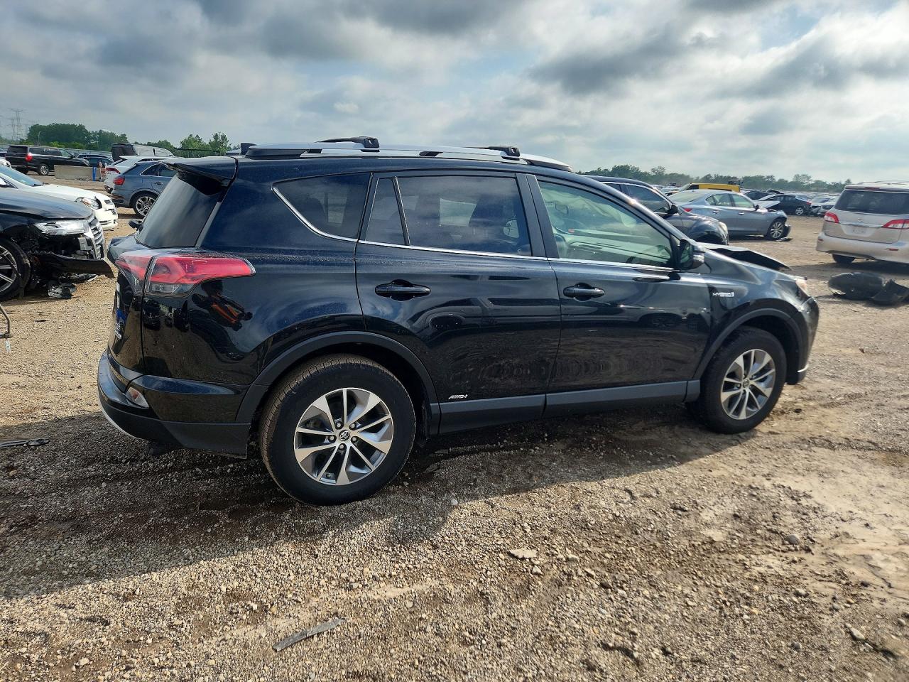 2016 TOYOTA RAV4 HV XLE — снимка 3