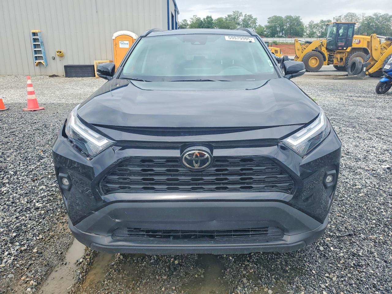 2024 TOYOTA RAV4 XLE PREMIUM — снимка 5