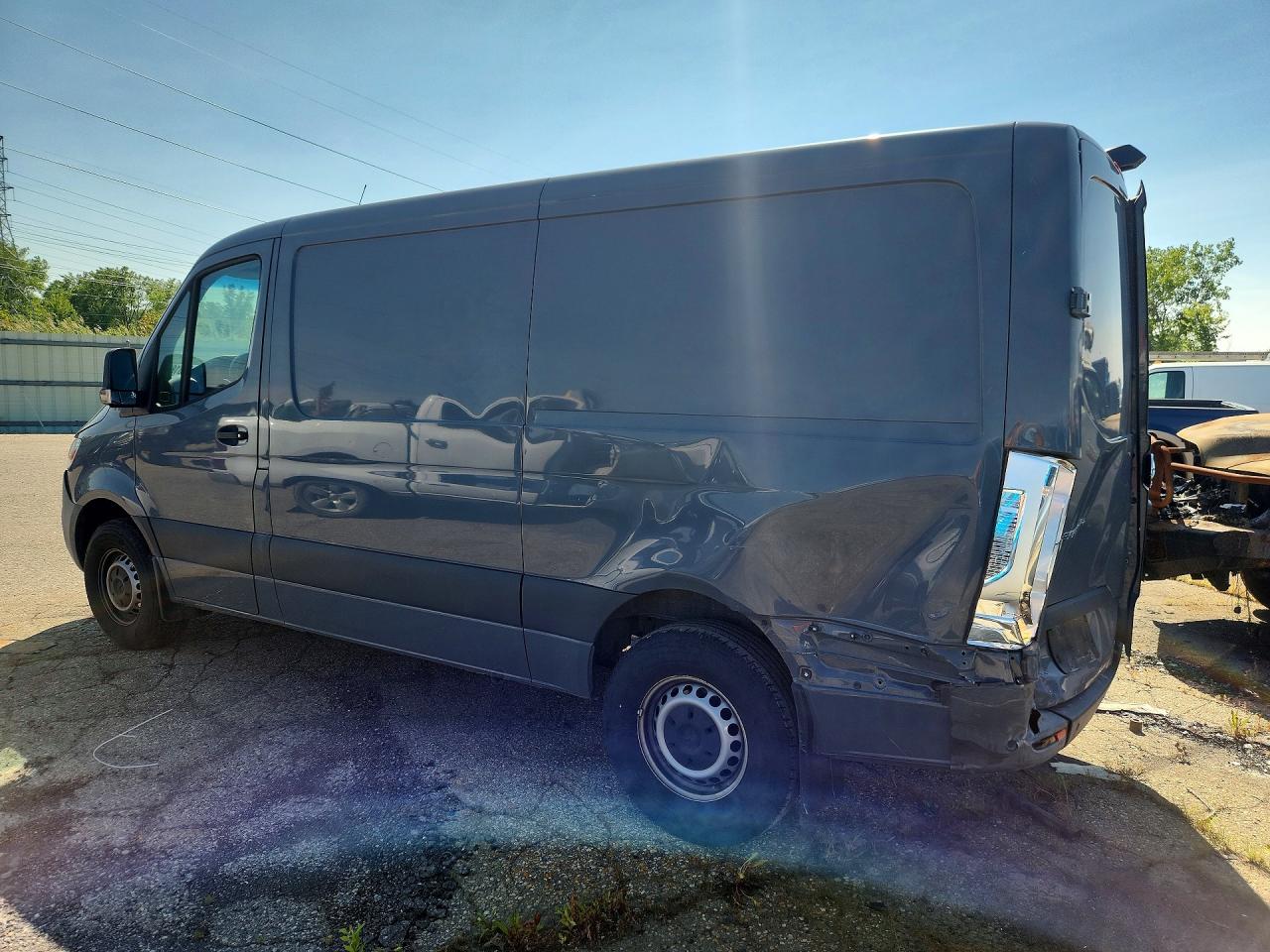 2021 MERCEDES-BENZ SPRINTER 2500 — снимка 2