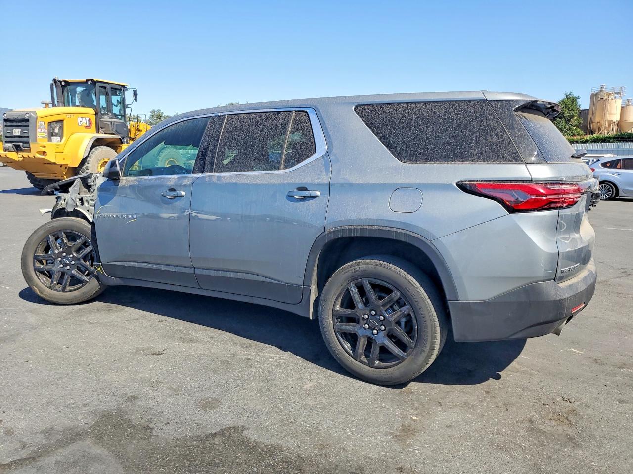 2023 CHEVROLET TRAVERSE LS — снимка 2