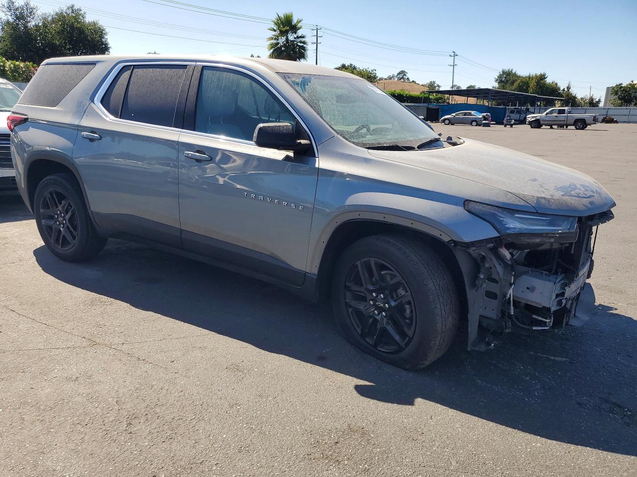 2023 CHEVROLET TRAVERSE LS — снимка 4