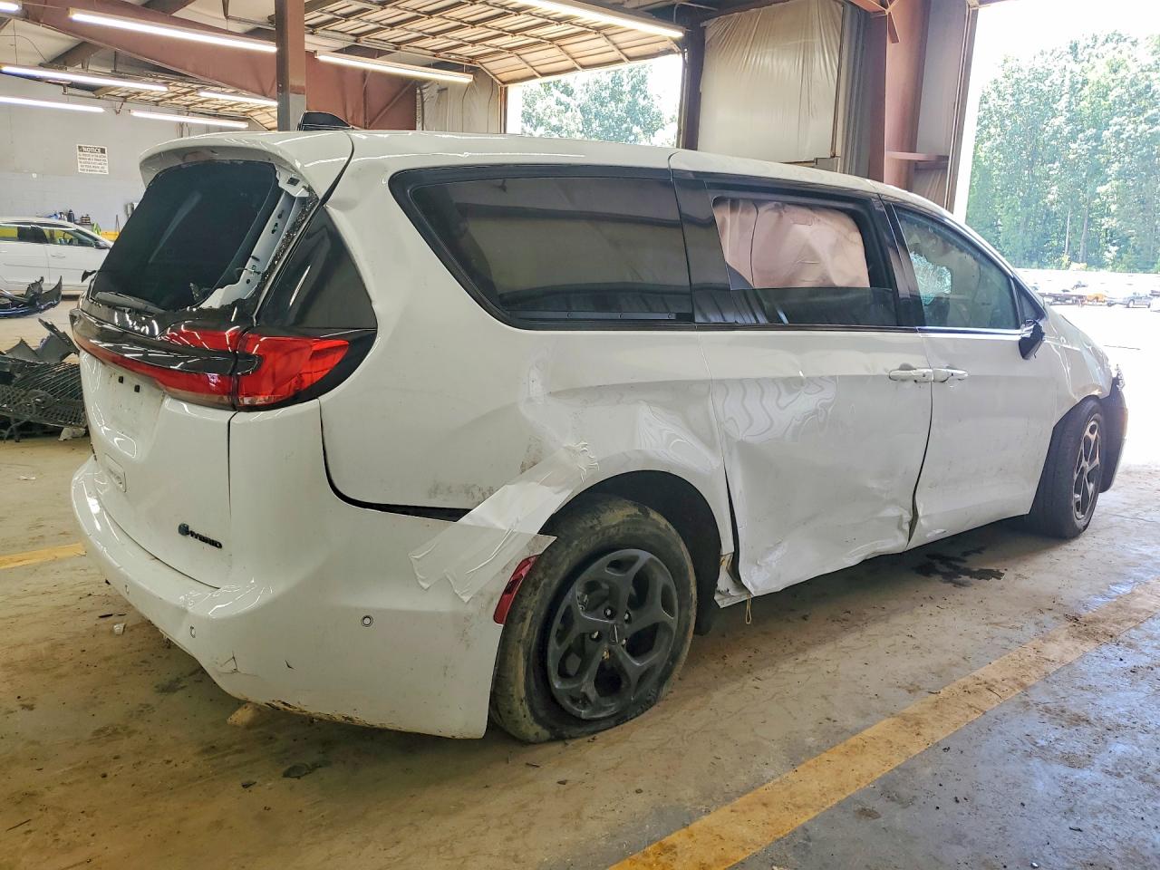 2024 CHRYSLER PACIFICA HYBRID SELECT — снимка 3