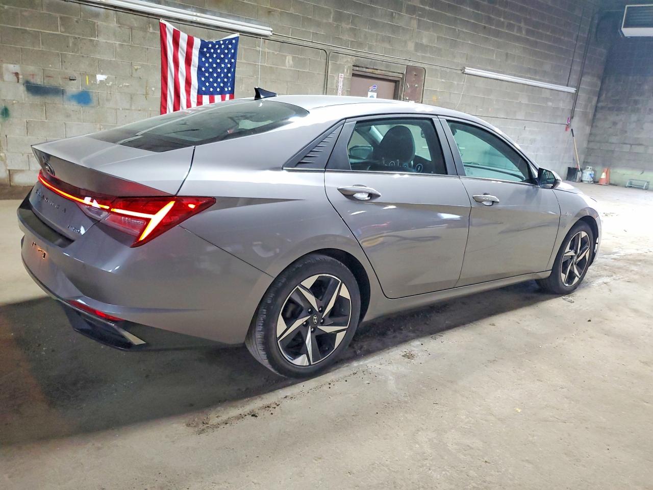 2021 HYUNDAI ELANTRA LIMITED — снимка 3