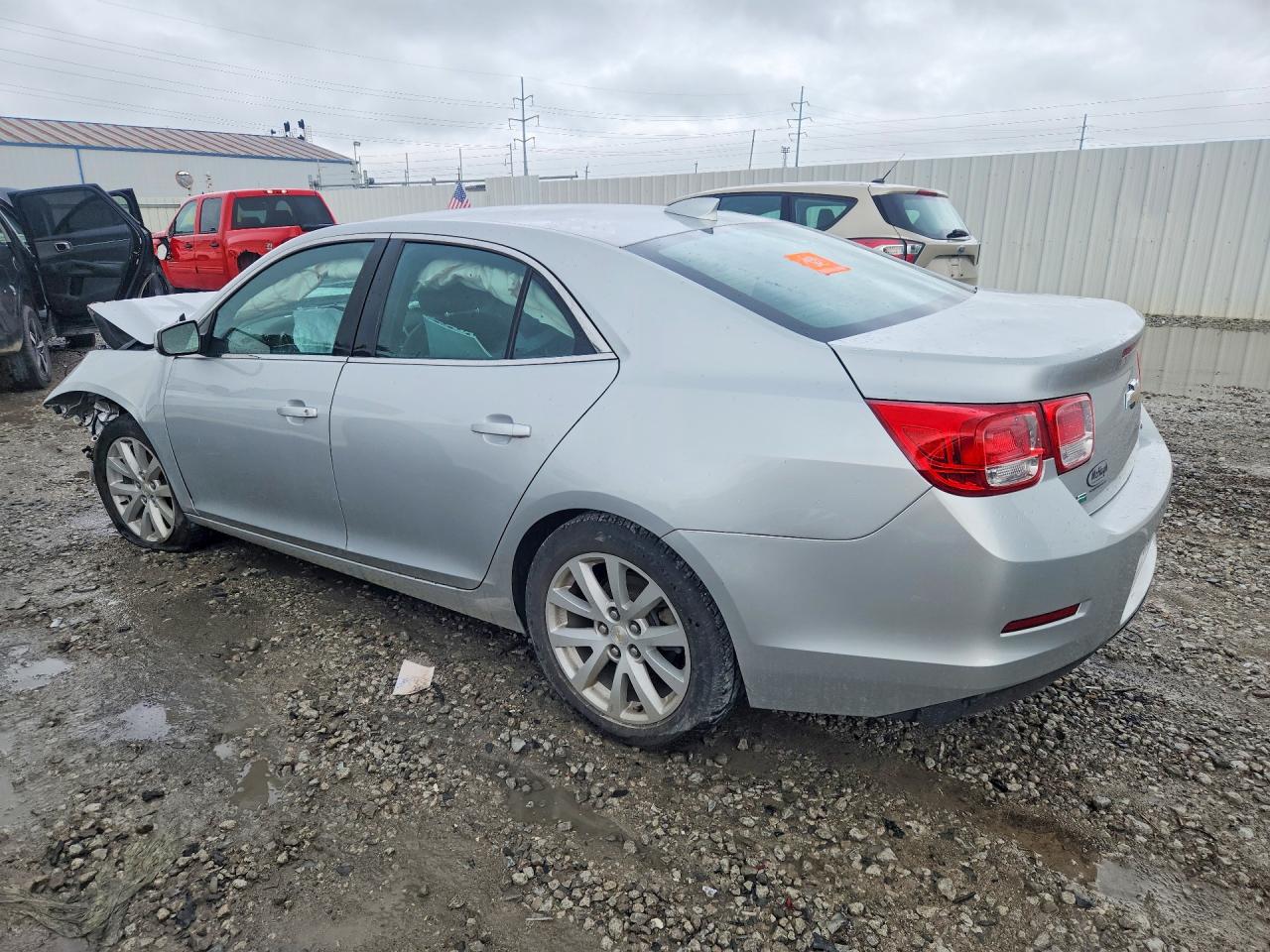 2015 CHEVROLET MALIBU 2LT — снимка 2