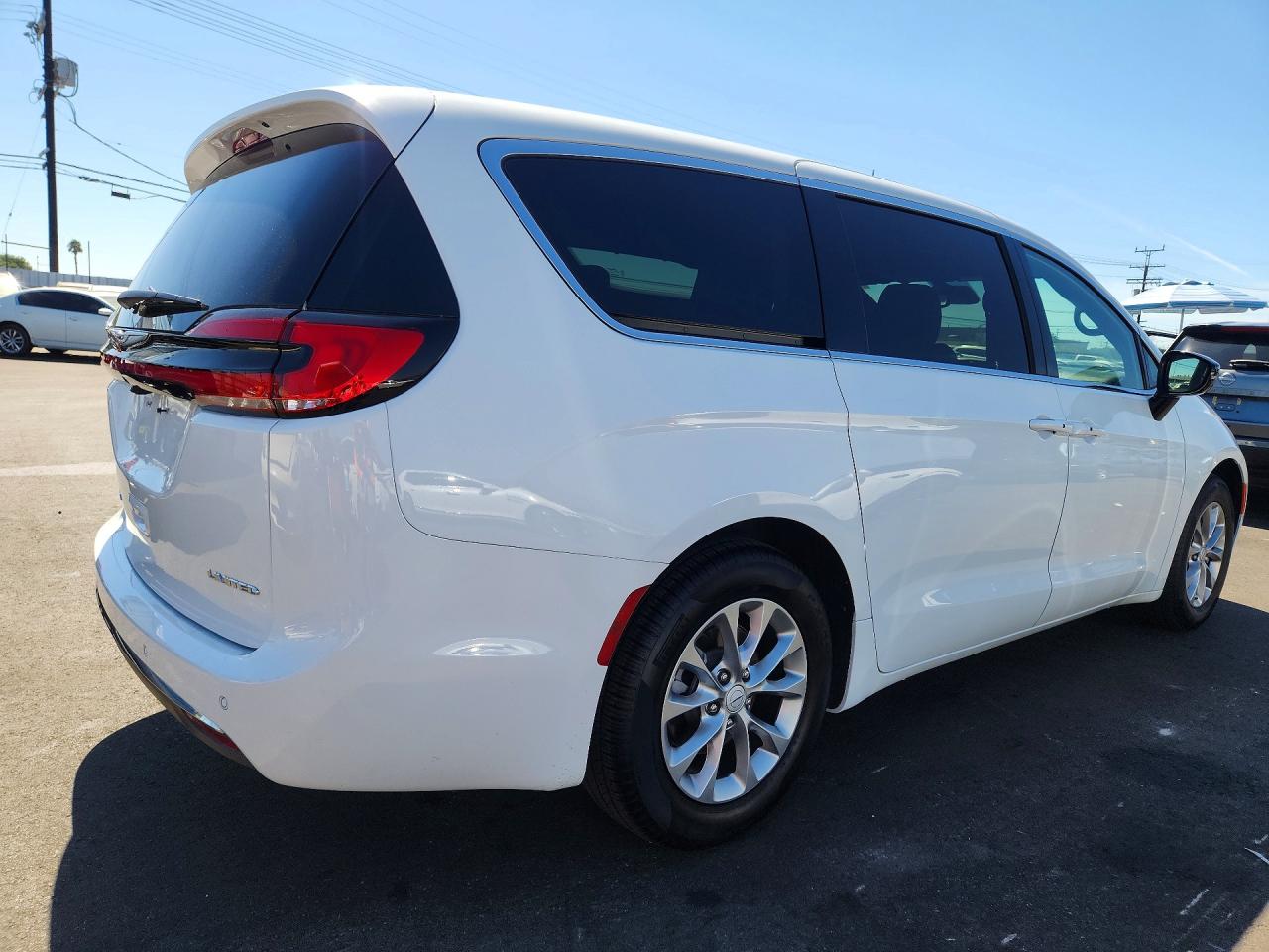 2026 CHRYSLER PACIFICA LIMITED — снимка 3