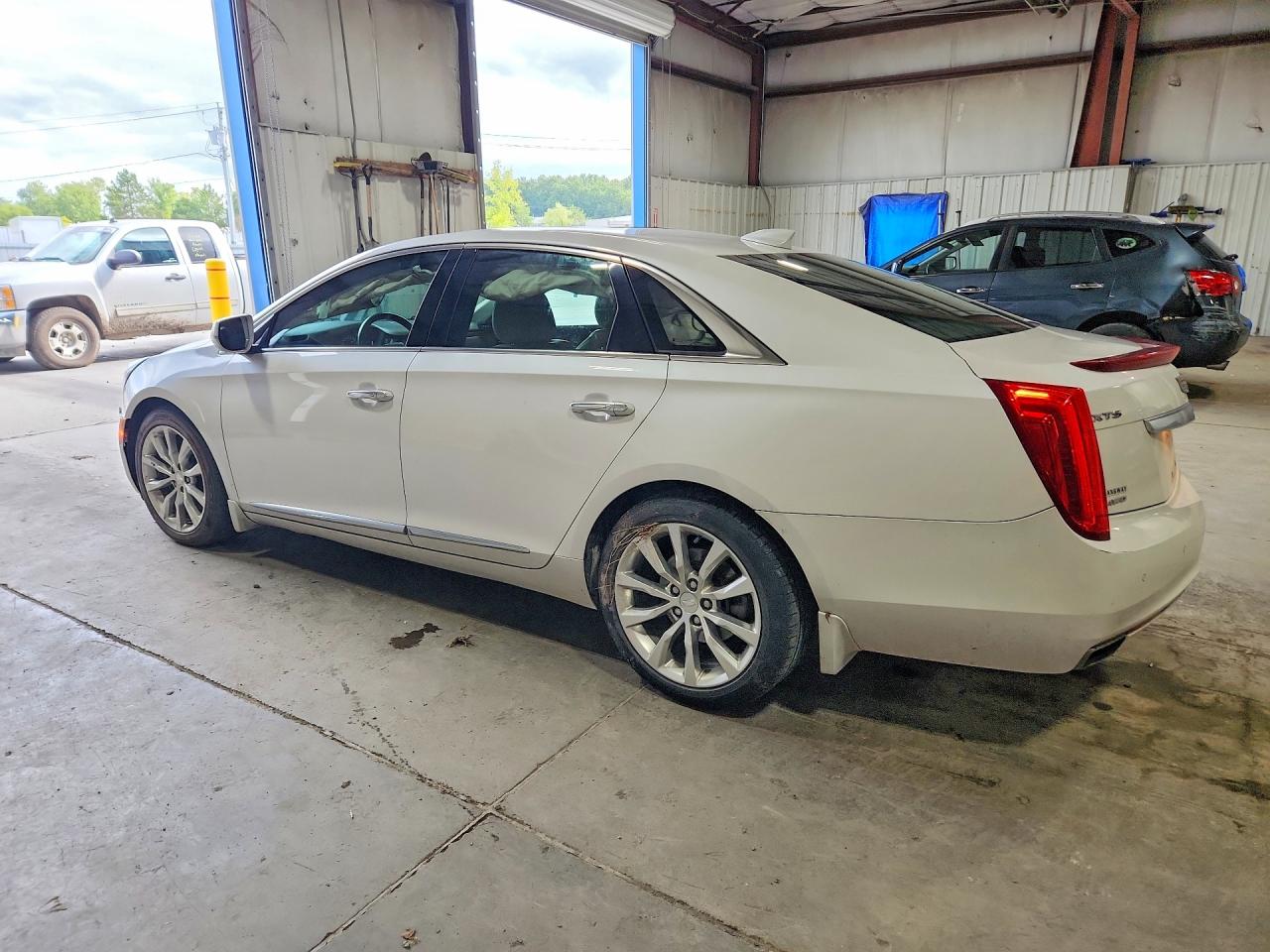 2017 CADILLAC XTS LUXURY — снимка 2