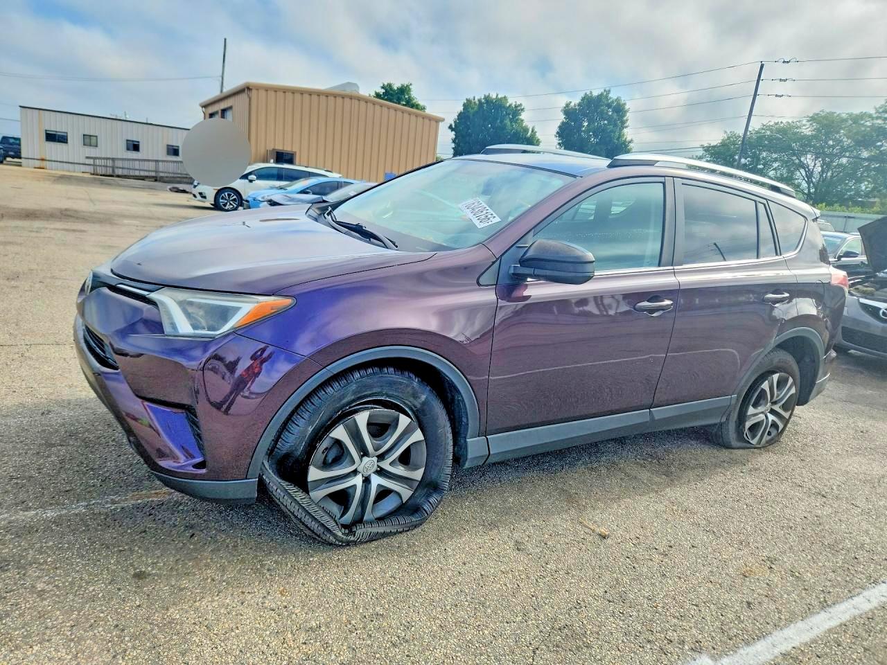 2016 TOYOTA RAV4 LE