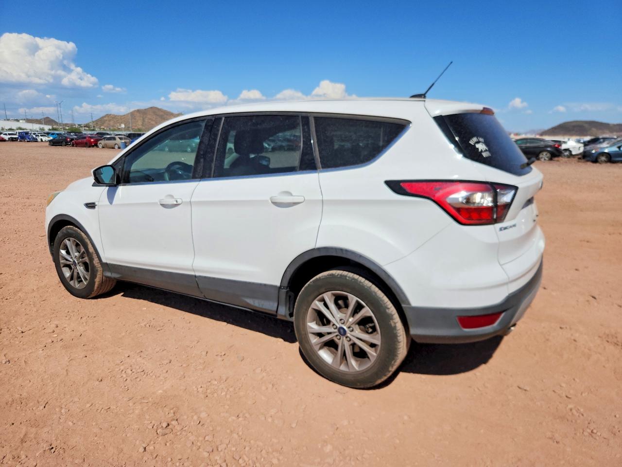 2017 FORD ESCAPE SE — снимка 2