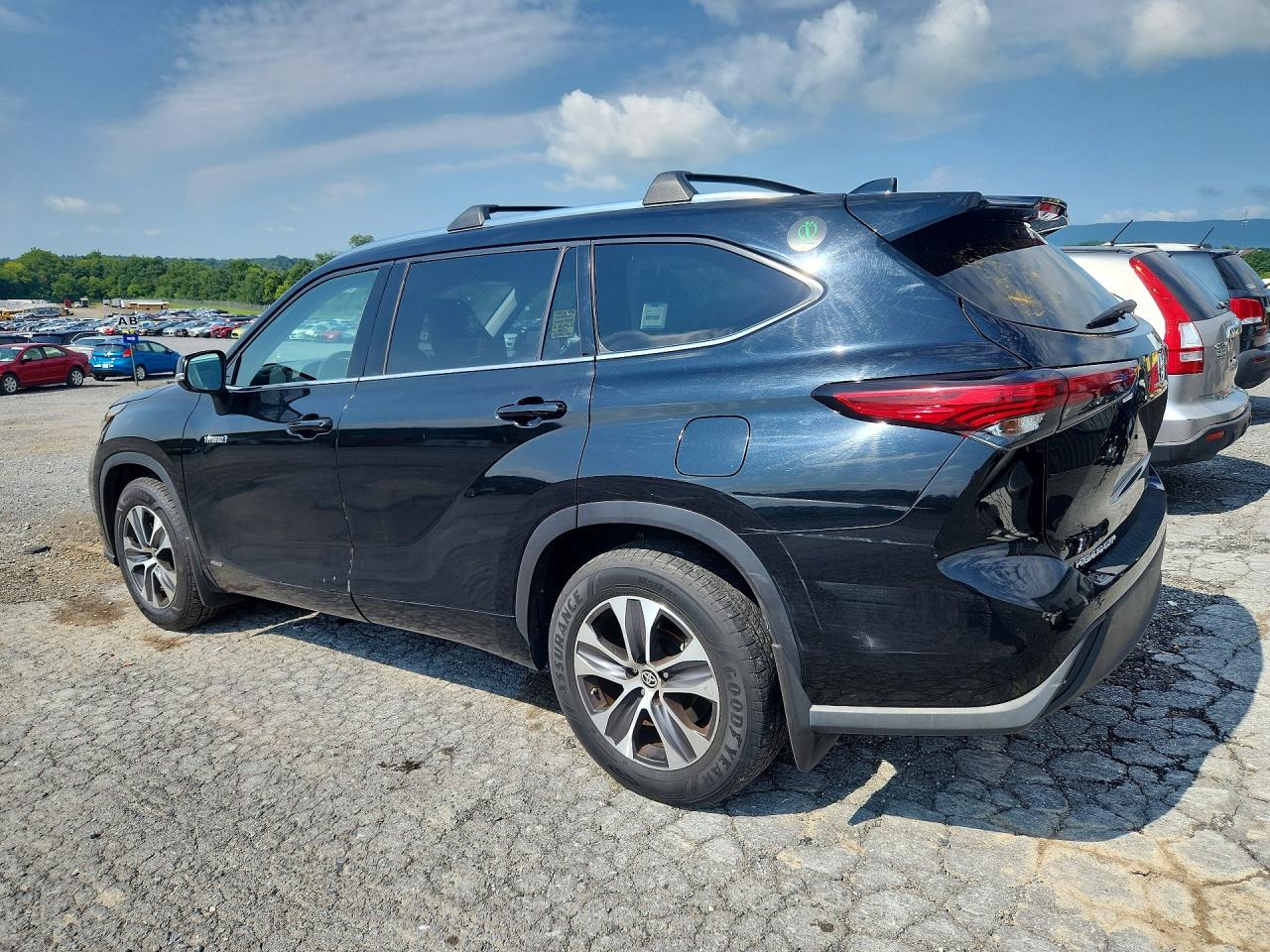 2021 TOYOTA HIGHLANDER HYBRID XLE — снимка 2