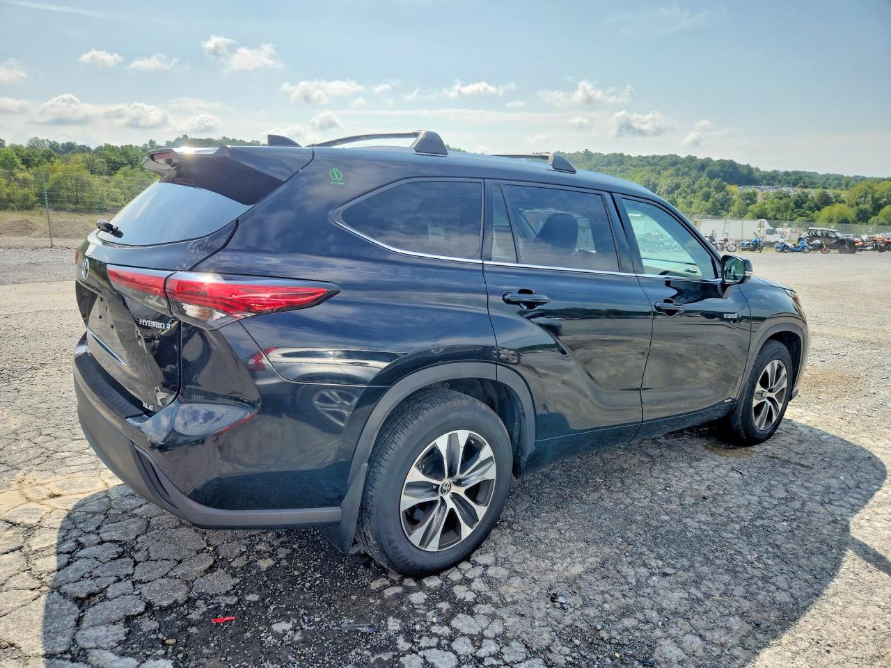 2021 TOYOTA HIGHLANDER HYBRID XLE — снимка 3