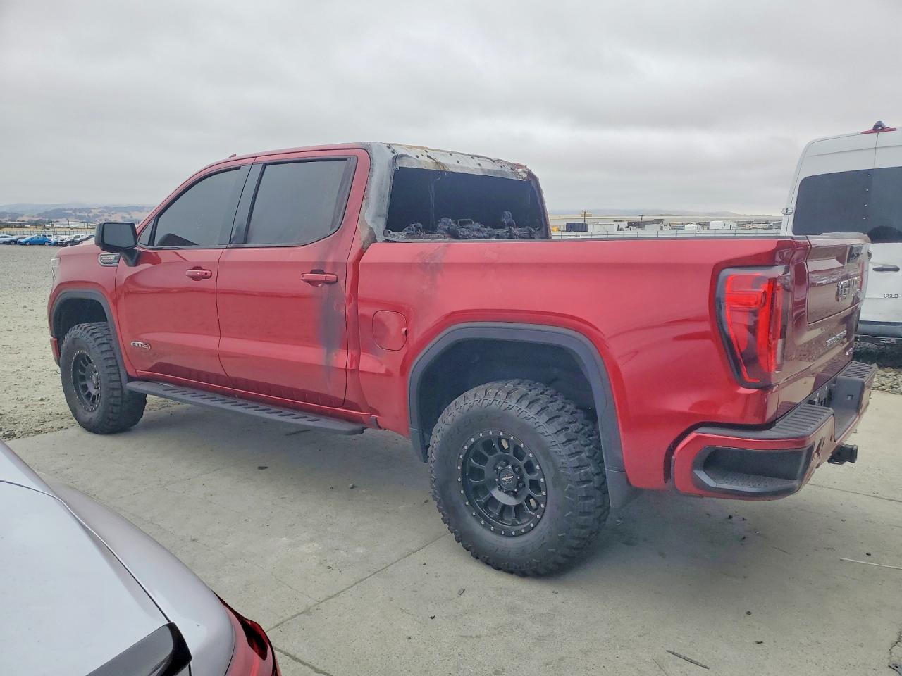 2023 GMC SIERRA K1500 AT4 — снимка 2