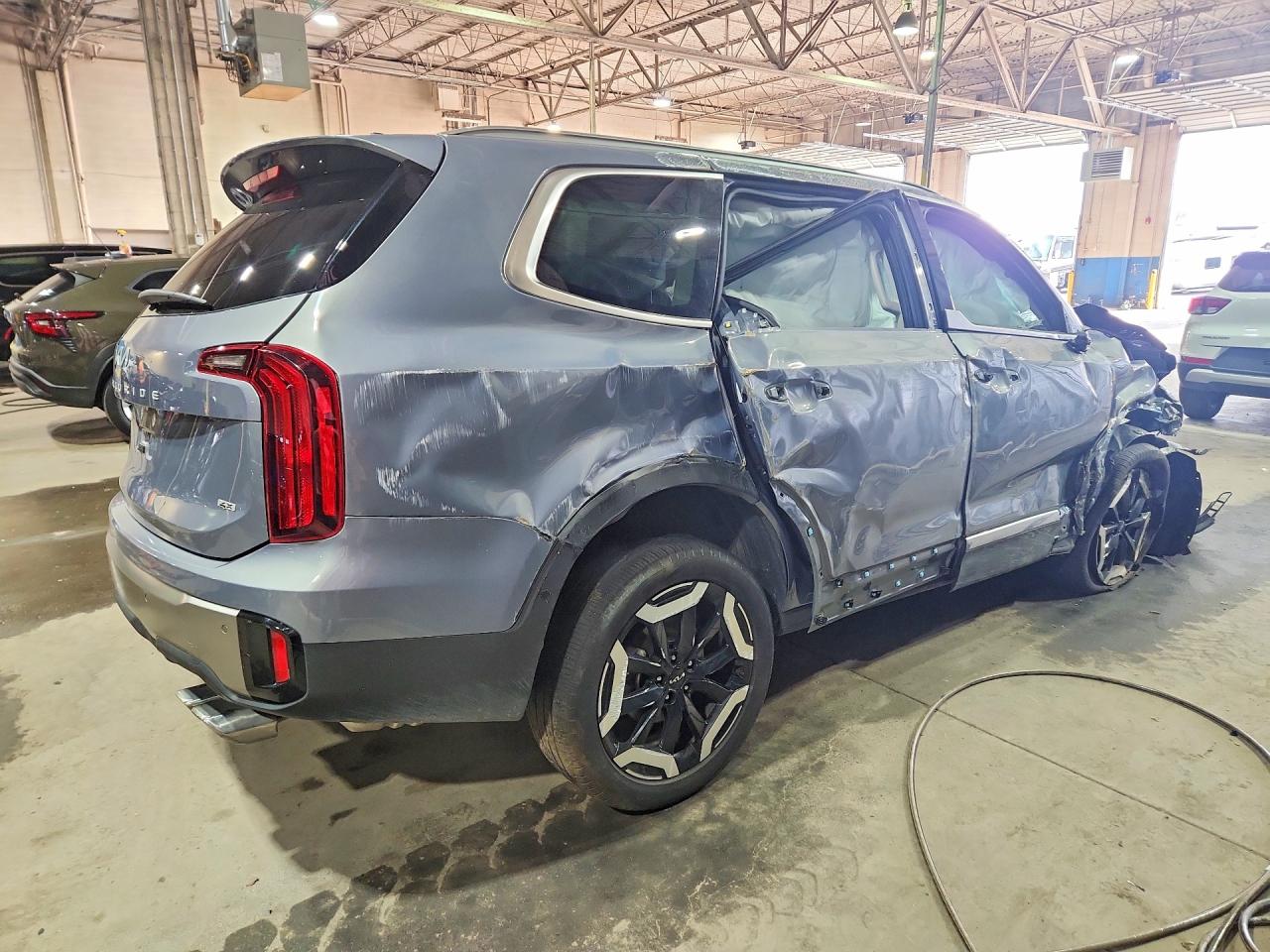 2025 KIA TELLURIDE S — снимка 3