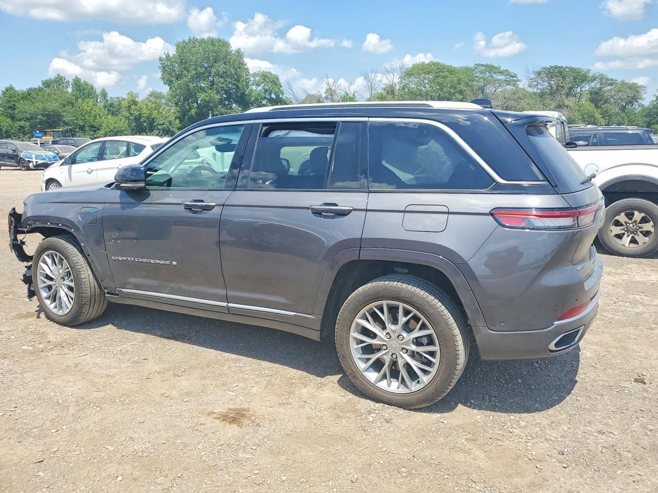 2022 JEEP GRAND CHEROKEE SUMMIT 4XE — снимка 2