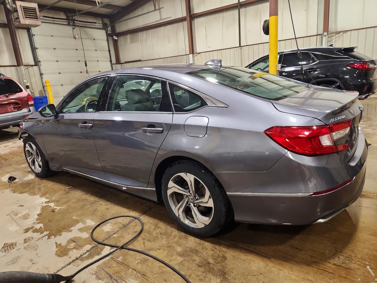 2018 HONDA ACCORD EX — снимка 2