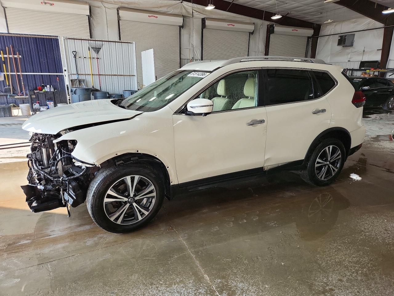 2019 NISSAN ROGUE SV