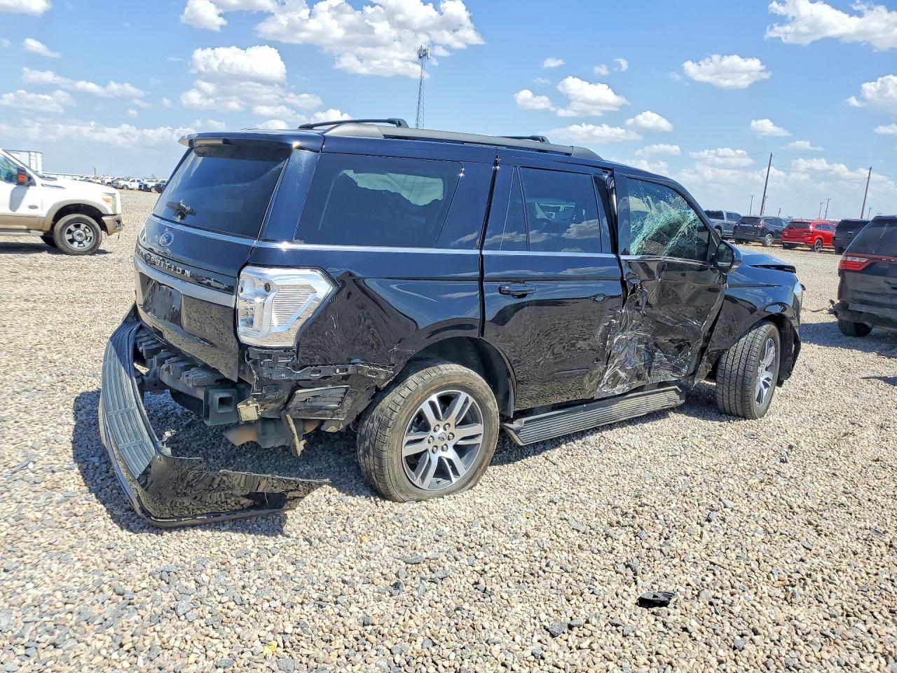 2022 FORD EXPEDITION XLT — снимка 3