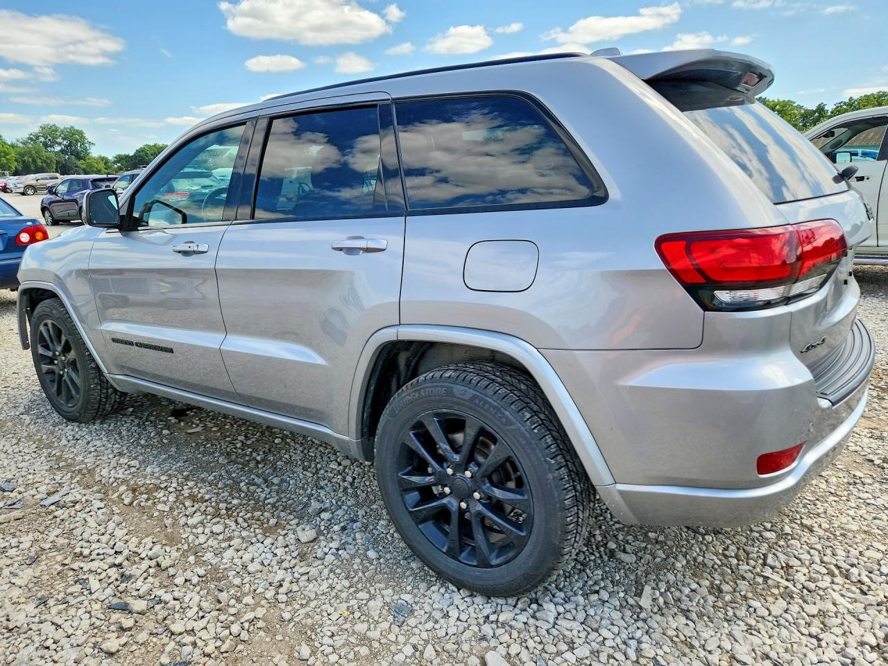 2021 JEEP GRAND CHEROKEE LAREDO — снимка 2