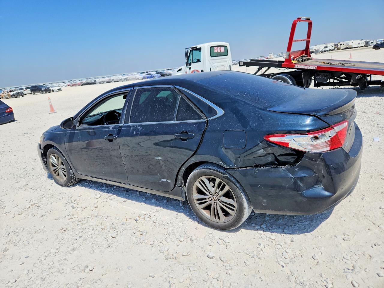 2016 TOYOTA CAMRY SE — снимка 2
