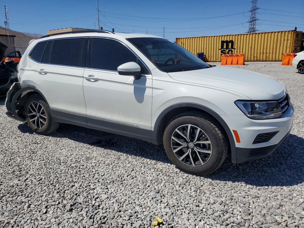 2021 VOLKSWAGEN TIGUAN SE — снимка 4