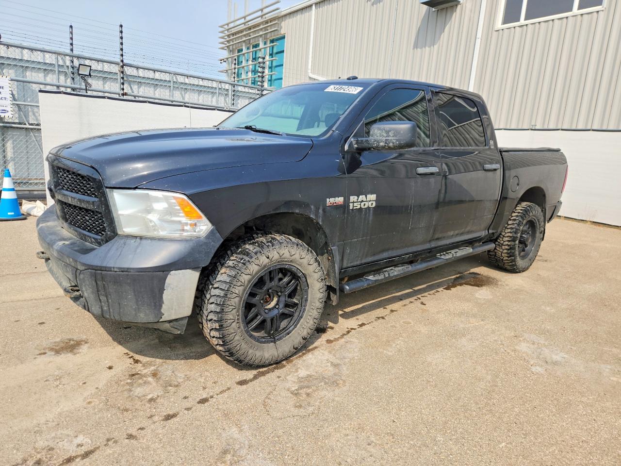 2016 RAM 1500 ST