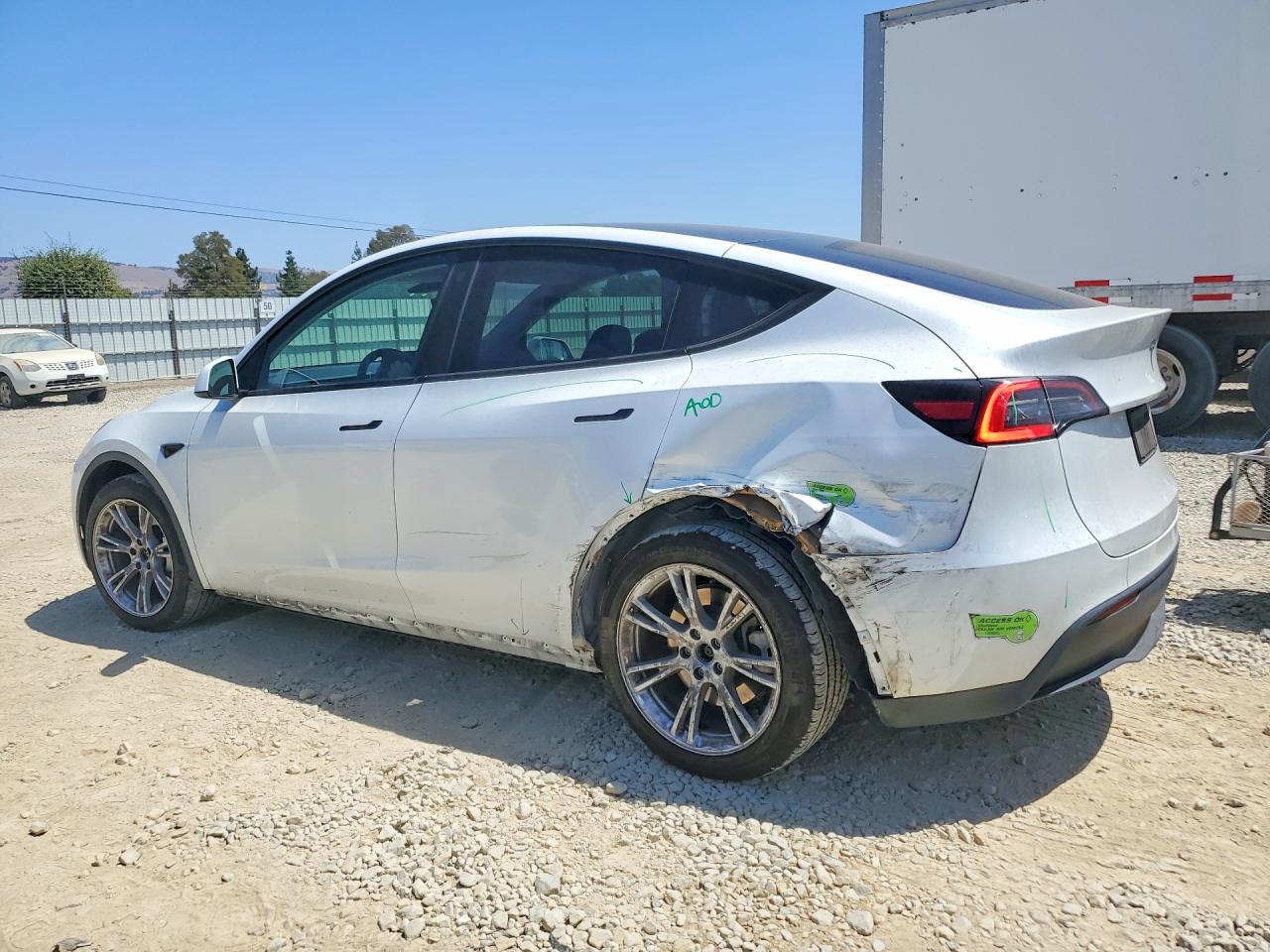 2023 TESLA MODEL Y — снимка 2