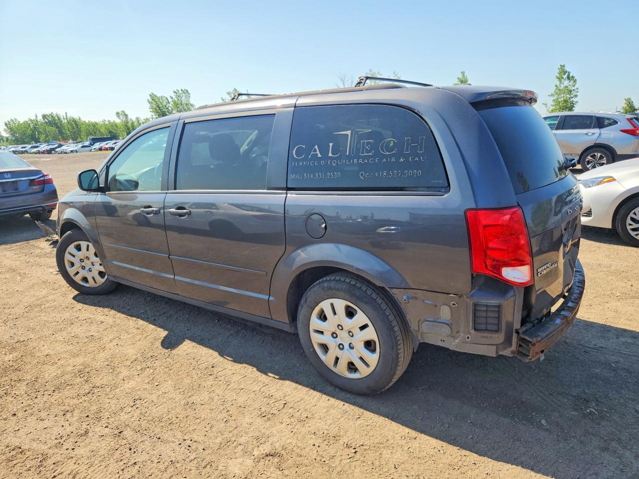 2017 DODGE GRAND CARAVAN SE — снимка 2