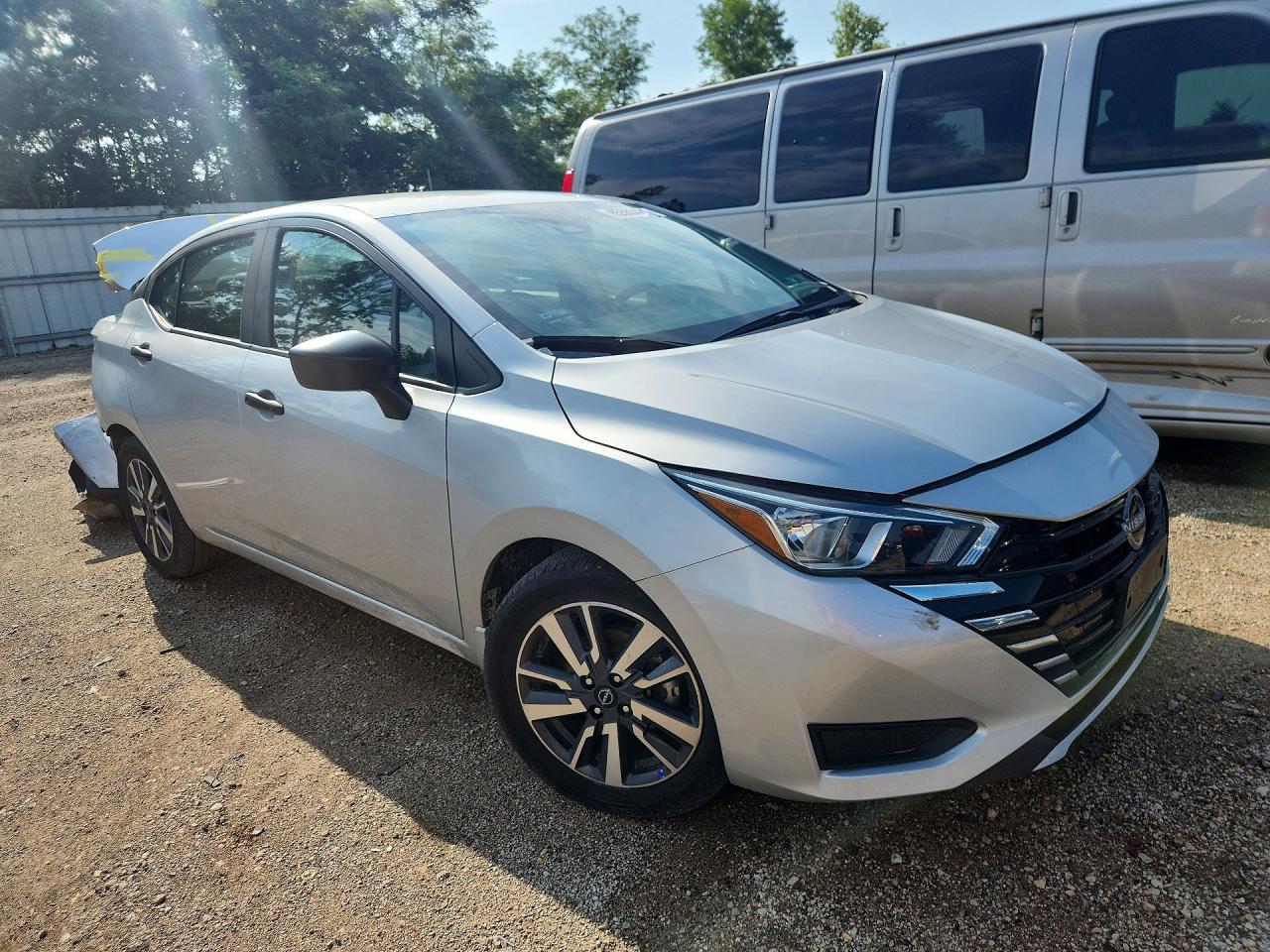 2024 NISSAN VERSA S — снимка 4