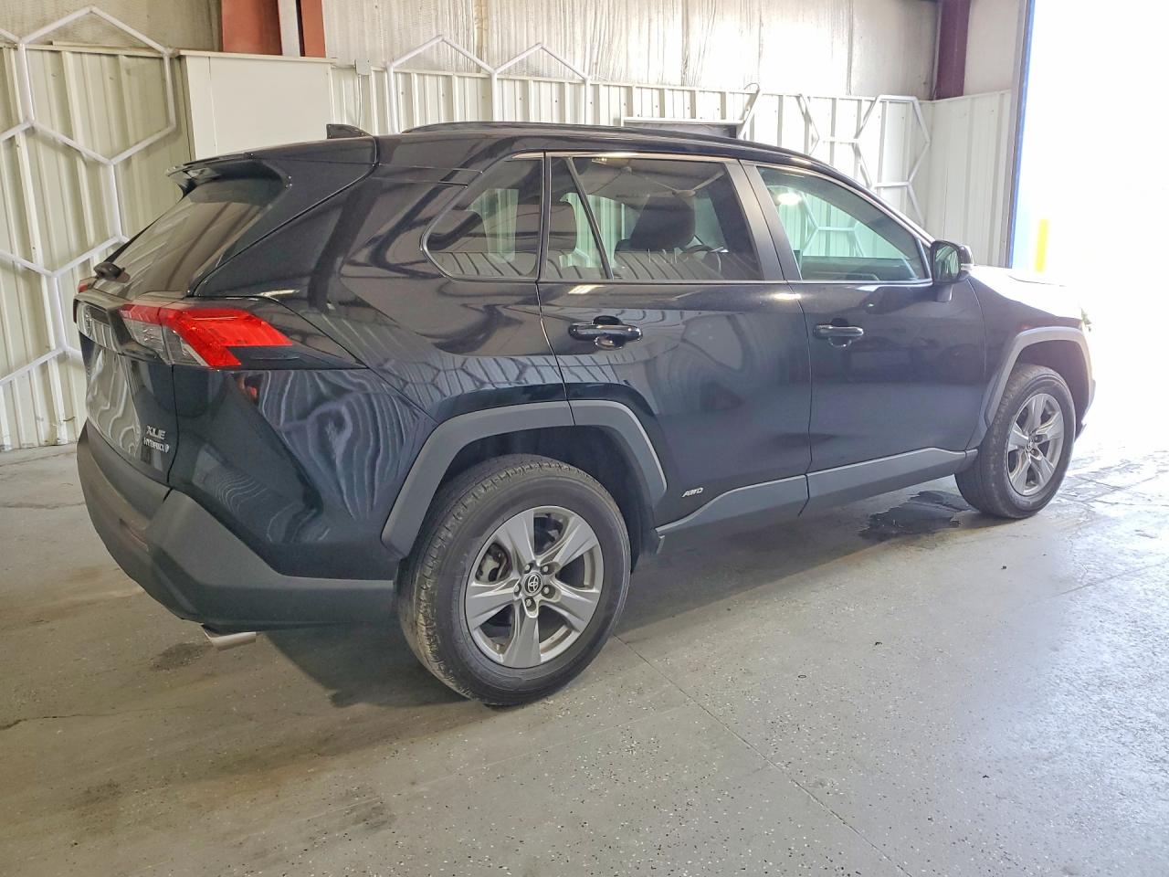 2023 TOYOTA RAV4 HYBRID XLE — снимка 3