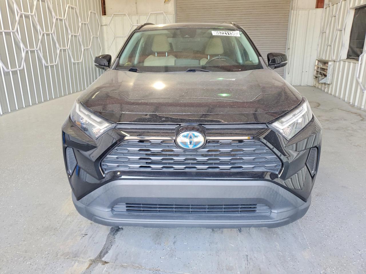 2023 TOYOTA RAV4 HYBRID XLE — снимка 5