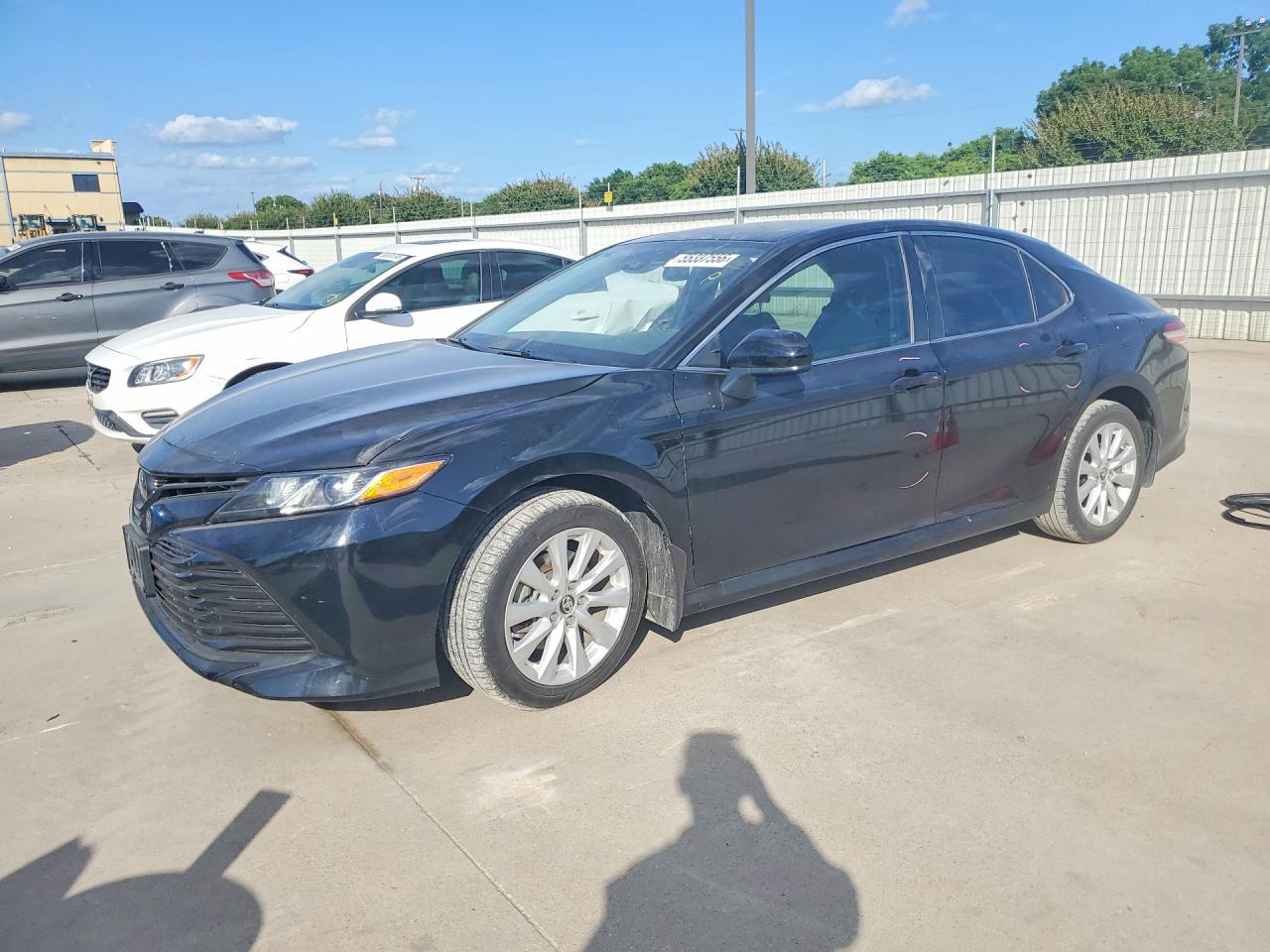 2019 TOYOTA CAMRY LE