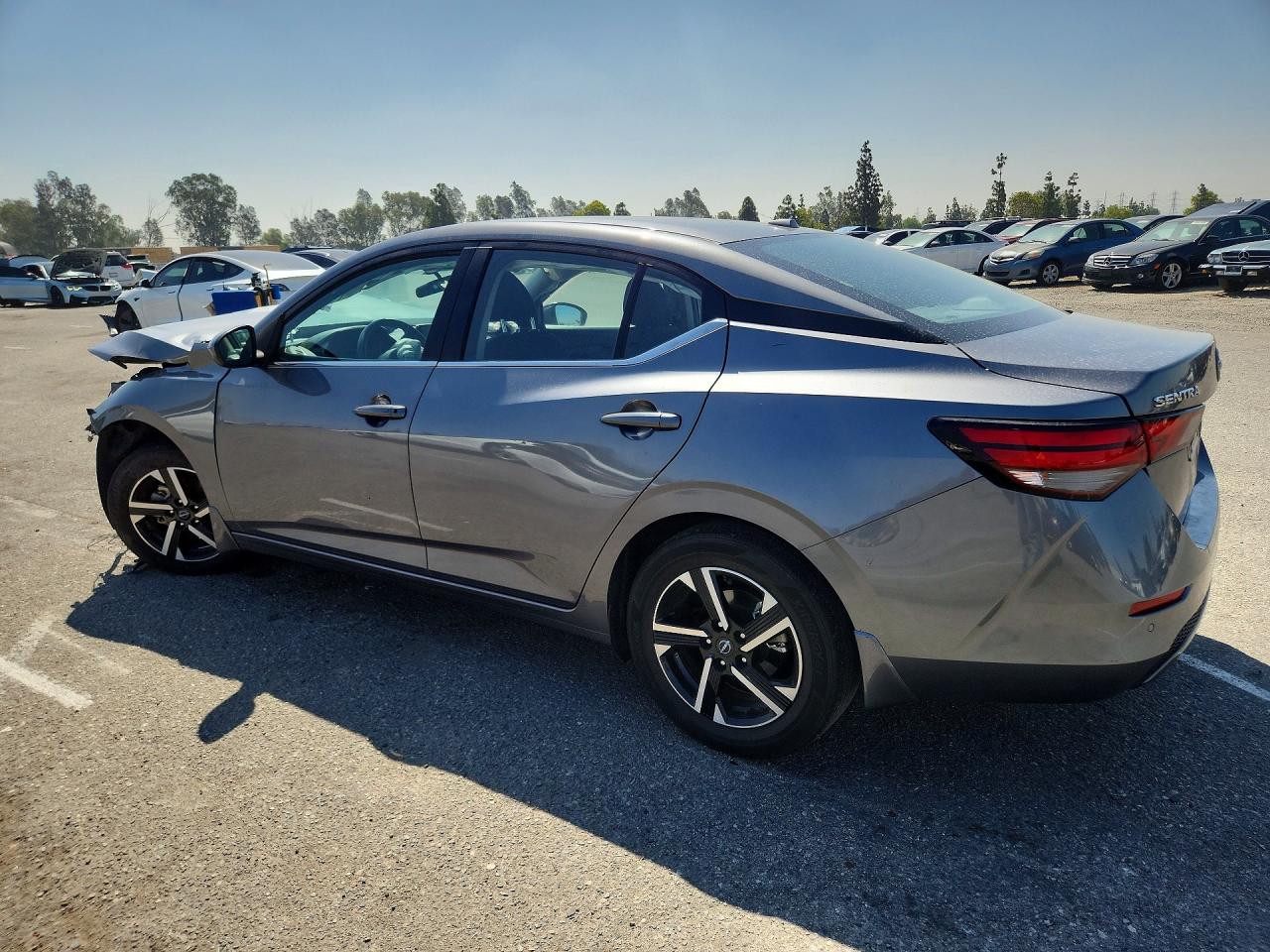 2024 NISSAN SENTRA SV — снимка 2