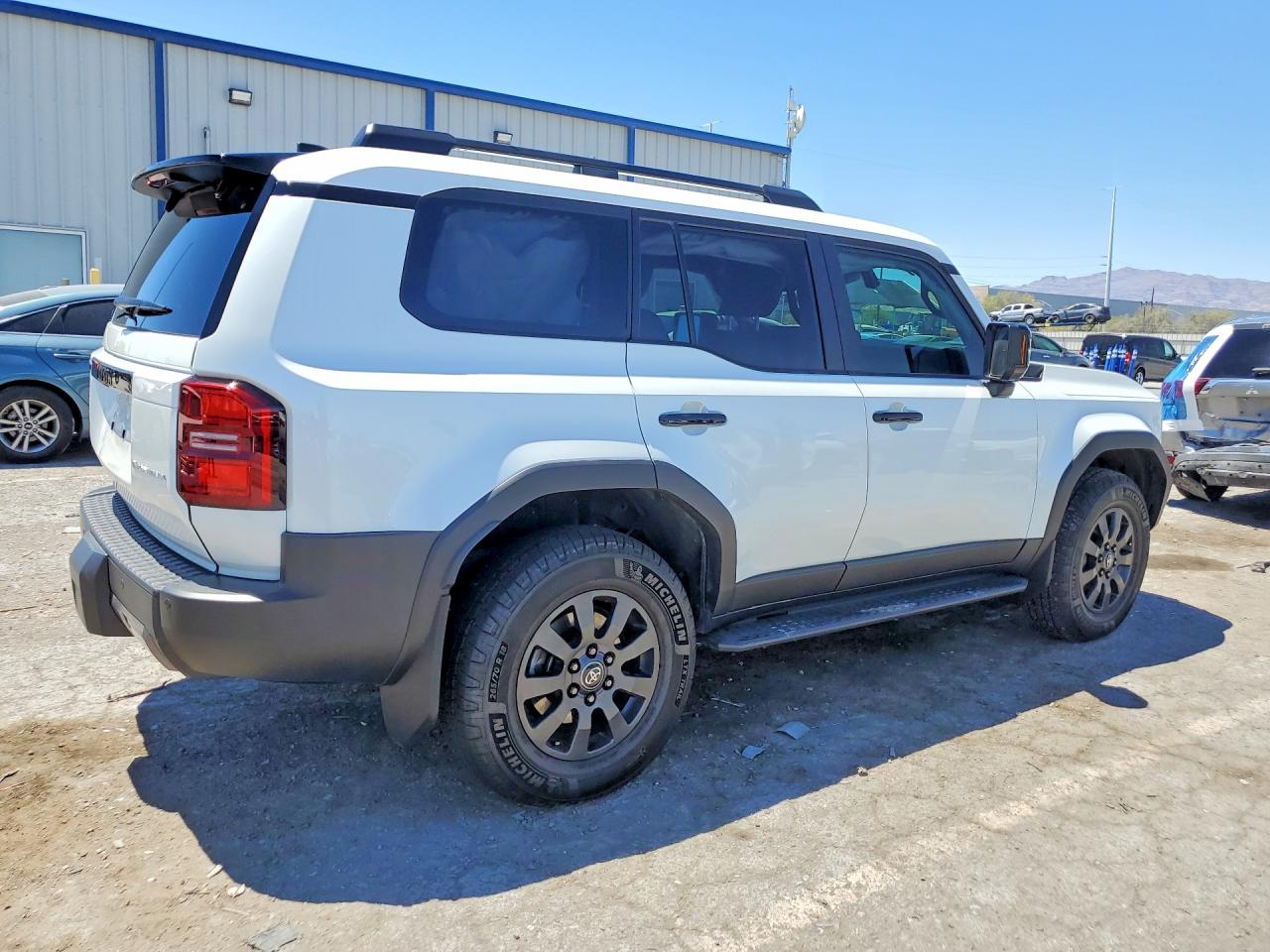 2025 TOYOTA LAND CRUISER BASE — снимка 3