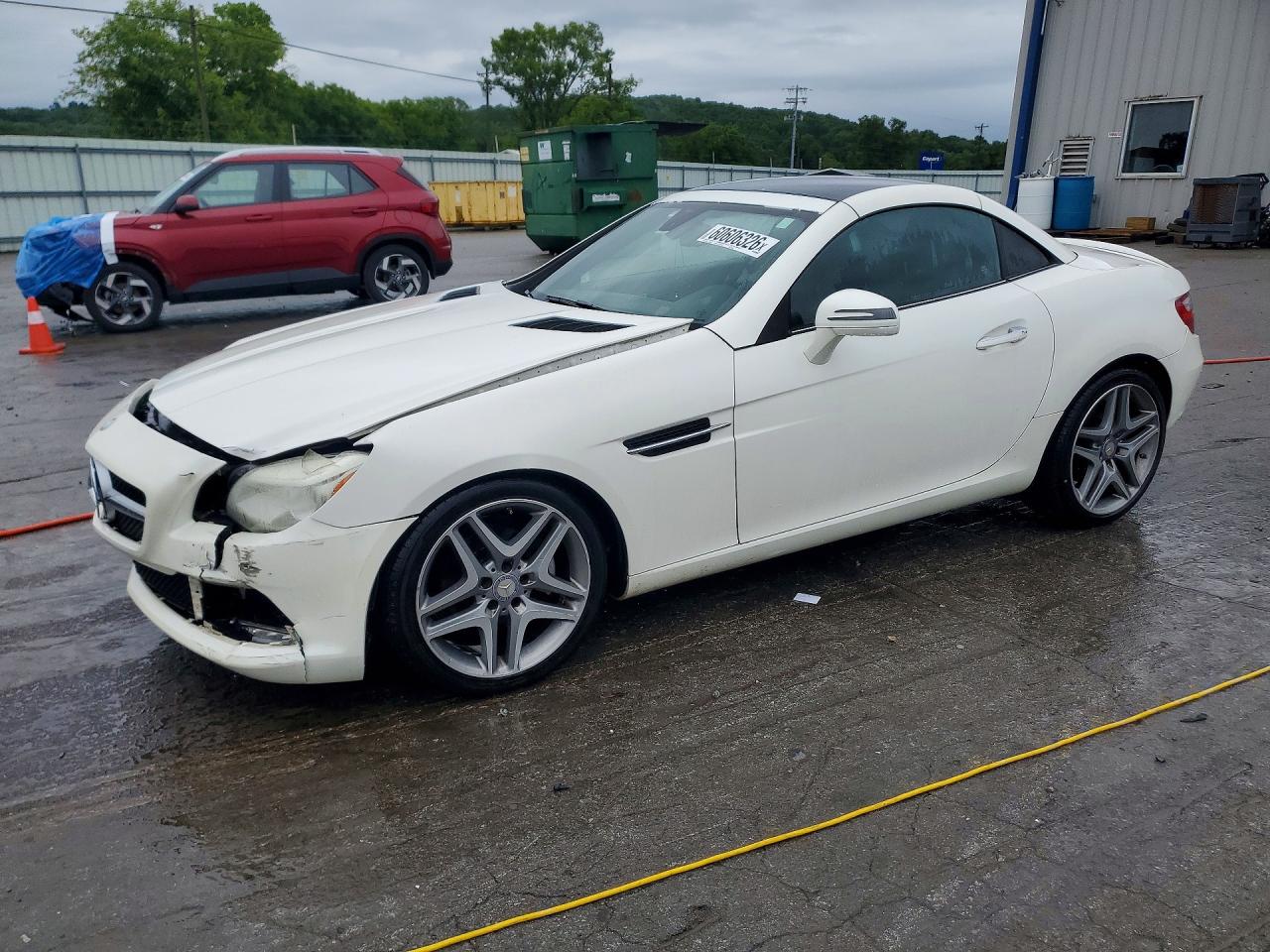 2015 MERCEDES-BENZ SLK 250
